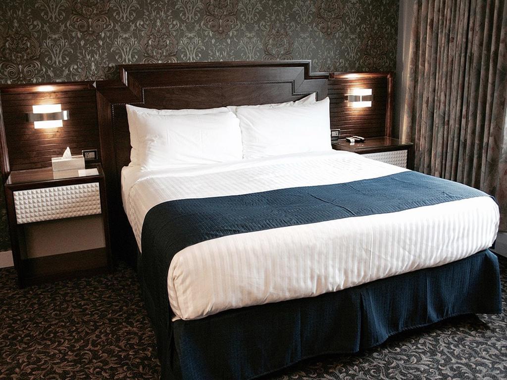 The Deluxe Hotel Vancouver Kültér fotó